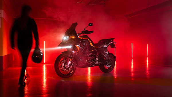 இந்தியர்களையே பொறாமை பட வச்சிட்டாங்களே! தரமான பைக்கை பிரெஞ்சுக்காரர்களுக்காக அறிமுகப்படுத்திய பிஎம்டபிள்யூ!