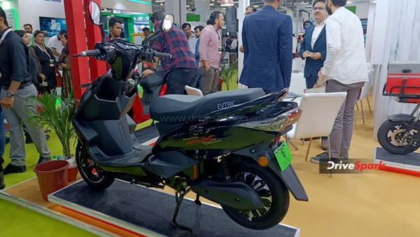 இரண்டு இவிட்ரிக் எலெக்ட்ரிக் ஸ்கூட்டர்கள் இன்று அறிமுகம் . . . விலையை கேட்டா அசந்து போயிடுவீங்க . . .