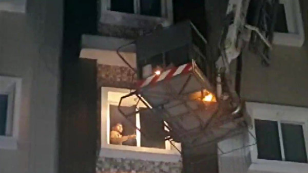 எலெக்ட்ரிக் ஸ்கூட்டர் வெடித்து 8 பேர் மரணம் . . . நாட்டையே உலுக்கிய சோகச் சம்பவம் . . .