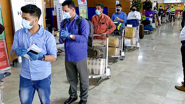 ரொம்ப காசு குடுத்து பிஸ்னஸ் கிளாஸ் டிக்கெட் எடுத்தாலும் சில சமயங்களில் எகானமிக் கிளாஸில்தான் பயணிக்க வேண்டும் . . . ஏன் தெரியுமா