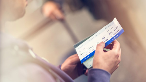 ரொம்ப காசு குடுத்து பிஸ்னஸ் கிளாஸ் டிக்கெட் எடுத்தாலும் சில சமயங்களில் எகானமிக் கிளாஸில்தான் பயணிக்க வேண்டும் . . . ஏன் தெரியுமா