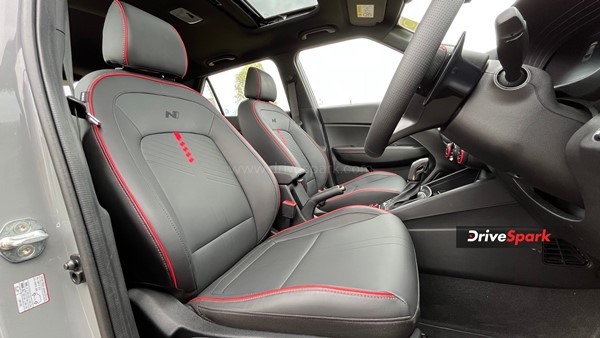 ஹூண்டாய் வென்யூ என்-லைன் கார் எப்படி இருக்கு? டிரைவிங் மோட்கள் எல்லாம் ஓகே!! முழு டெஸ்ட் டிரைவ் ரிவியூ