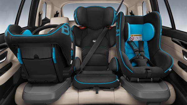 சீட் பெல்ட் போட்டால் மூச்சு திணறுகிறதா . . . அப்ப இதை ட்ரை பண்ணி பாருங்க . . . சீட் பெல்ட் போட்டால் மூச்சு திணறுகிறதா . . . அப்ப இதை ட்ரை பண்ணி பாருங்க . . .