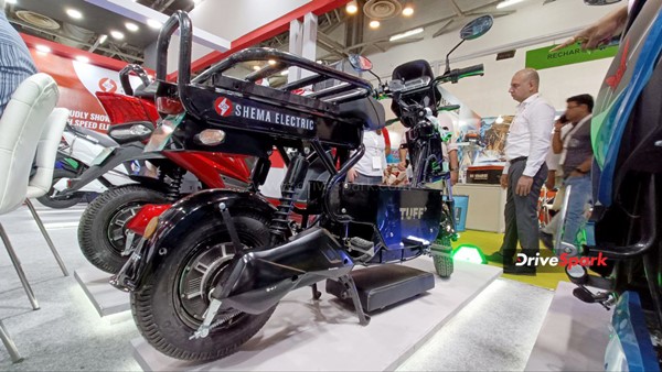 எலெக்ட்ரிக் ஸ்கூட்டர் பிரியர்களுக்கு செம விருந்து . . . புதுசா 3 வந்துருக்கு . . . என்னனு பாருங்க . . .