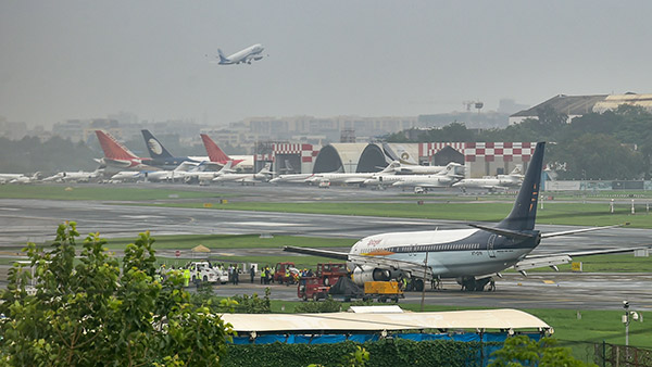 பூகம்பமே வந்தாலும் பைலட்கள் இந்த விதியை மீற மாட்டாங்க . . . இது தான் எல்லாத்துக்கும் பாதுகாப்பு . . .
