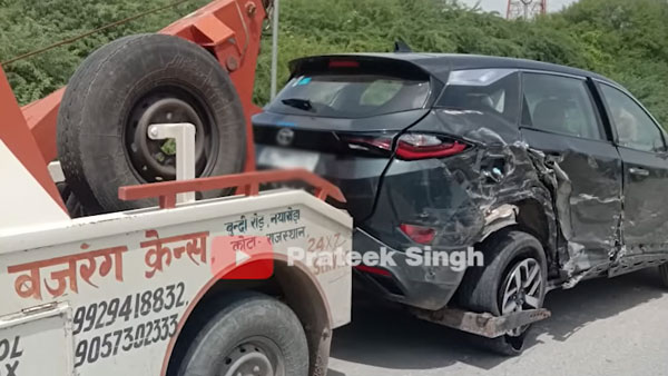 இம்மாம் பெரிய டிரக் மோதியும் காருக்கு பெருசா ஒன்னுமே ஆகல... தயாரிச்சது யாரு?.. நம்ம டாடாவாச்சே!