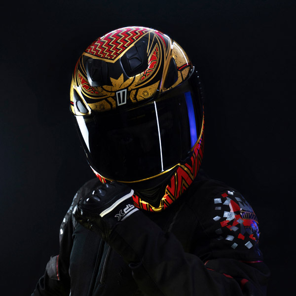 இவ்வளவு கம்மி வெயிட்ல ஹெல்மெட்டா . . . அதுவும் இந்தியாலேயே தயாரிச்சாங்களாம் . . . என்ன ரேட் தெரியுமா . . .