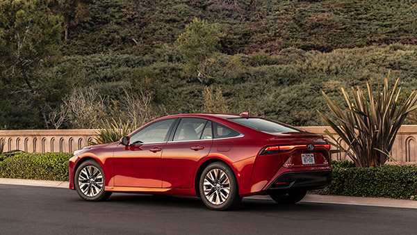 வரும் 28ம் தேதி வெளியாகிறது அனைவரும் எதிர்பார்த்த கார்... இதை யாரு வெளியீடு செய்ய போறாங்க தெரியுமா?