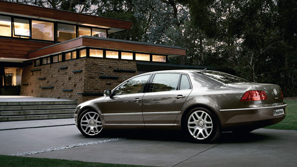 தங்கத்துல இன்வெஸ்ட் பண்ண போறீங்களா!.. அதுக்கு பதிலா இந்த கார்களில் இன்வெஸ்ட் பண்ணுங்க... ஃப்யூட்சர்ல செம்ம ரேட்டுக்கு போக வாய்ப்பிருக்கு!