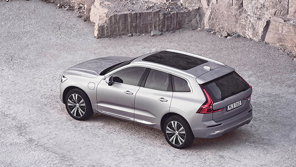 ஒரு கார் மாடலையும் விட்டு வைக்கல... எல்லாத்துலையும் மாற்றத்தை செஞ்சிட்டாங்க! எதிர்பார்த்தது நடந்திருச்சு!