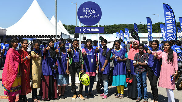 மதுரையில் யமஹா நிறுவனம் தி கால் ஆஃப் தி ப்ளூ என்ற சந்திப்பை நடத்தியது . . . இது குறித்த விரிவான தகவல்களைக் காணலாம் . . .