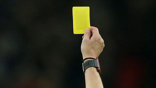 விமானங்களிலும் யெல்லோ கார்டு இருக்கா! இதை வாங்கீட்டா என்ன நடக்கும் தெரியுமா? இந்த விஷயத்தை கேள்விபட்டதே இல்லயே