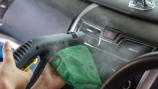 கார்ல இந்த பிரச்னைகள் மட்டும் வராம பாத்துக்கோங்க.. இவை மட்டும் வந்திருச்சு நரகத்துல இருக்க மாதிரி ஆகிரும்!