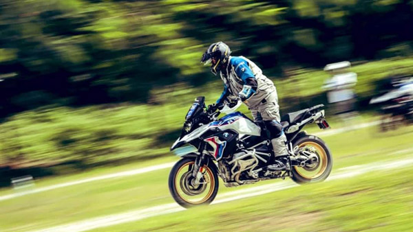 துணிவு இருந்தா தான் இப்படியெல்லாம் பண்ண முடியும் . . . தாய்லாந்தில் அஜித் செய்த தெறிக்க விடும் சம்பவம் . . .