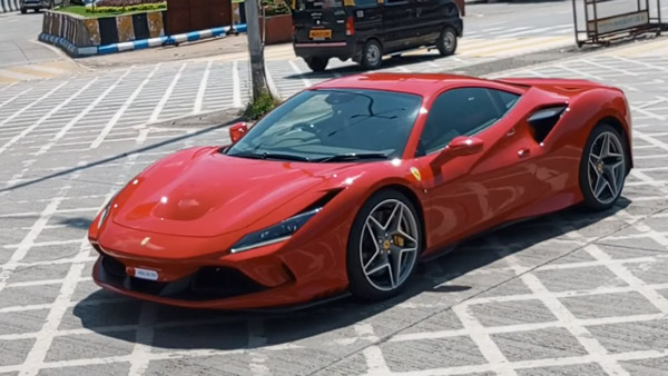 வாரி வழங்கும் மனசு... இயக்குநருக்கு ஃபெர்ராரி காரை பரிசளித்த தயாரிப்பாளர்... யாருங்க அவரு நமக்கே பாக்கணும் போல தோணுது!