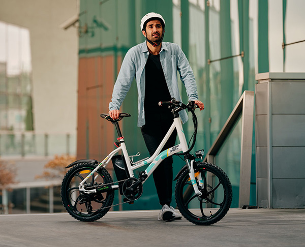 முதல் ஷோரூமை மும்பையில் திறந்த வான் மோட்டோ... அடுத்து சென்னையிலும் திறக்க போறாங்க... 