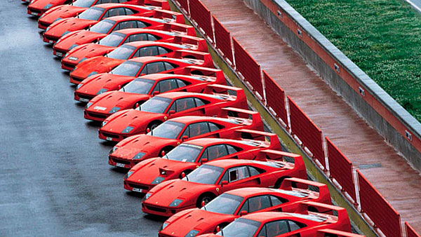 நீங்க கண்ணை மூடி ஒரு காரை நினைச்சா சிவப்பு கலர் கார் தான் உங்க கண்ணுக்குத் தெரியும் ஏன் தெரியுமா . . . இதற்குப் பின்னாடி இப்படி ஒரு சம்பவம் இருக்குது . . .