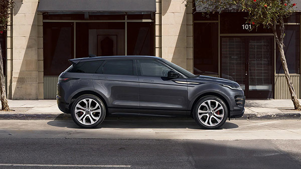 எவ்வளவு பெரிய கிரிக்கெட் வீராங்கனை... முதல் லக்சரி காரையே இப்போதான் வாங்குறாரா!! என்ன ஒரு எளிமையான வாழ்க்கை