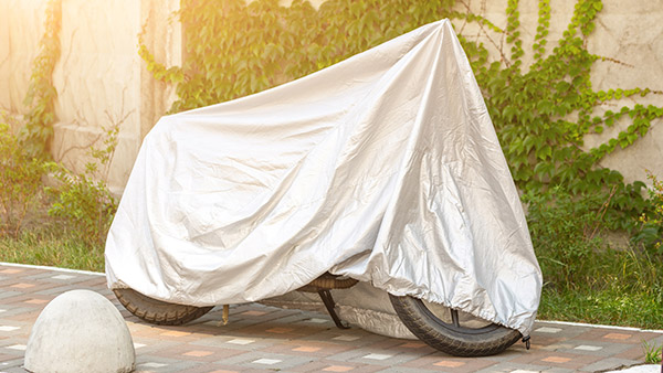 தேவையில்லாமல் காசை வீணாக்காதீங்க... பைக் இன்ஸ்சூரன்ஸில் இவ்வளவு விஷயம் இருக்கு!! சிலருக்கு தெரிவதில்லை...