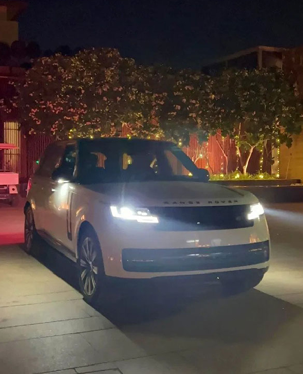 அதானியின் புதிய ரூ.4 கோடி லக்சரி கார்... எந்த பிராண்டில் வாங்கியிருக்காரு தெரியுமா? இதெல்லாம் இவருக்கு அசால்ட்