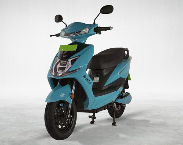 வாடிக்கையாளர்களை கவர சூப்பர் யுக்தி... என்ன தெரிஞ்சா நீங்களும் இந்த நிறுவனத்தின் இ-ஸ்கூட்டர்களை வாங்க ஆசப்படுவீங்க!