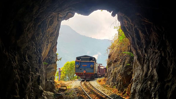 இந்தியாவையே திரும்பி பார்க்க வைக்கும் திருச்சி . . . ஊட்டி மலை ரயில் வேற லெவலுக்கு மாற போகுது . . .