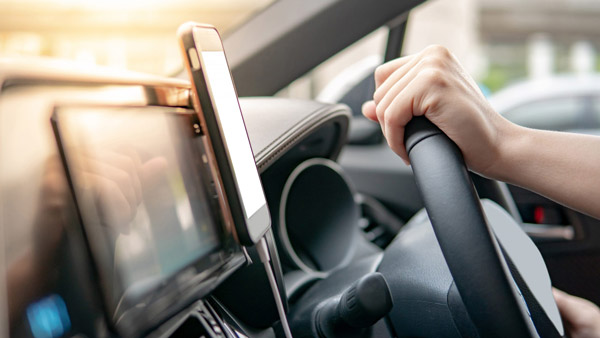 காரில் WiFi இன்ஸ்டால் செய்வது எப்படி?.. நீங்க நினைக்கிறதவிட ரொம்ப சுலபம்!