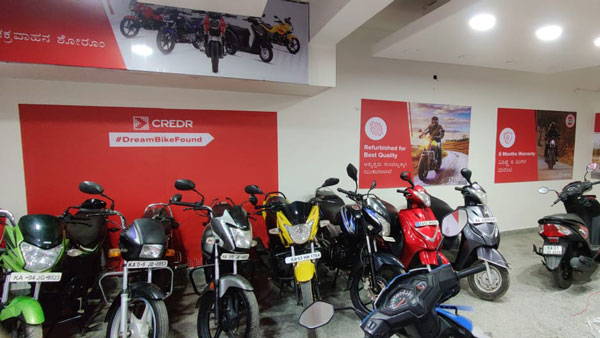 தமிழ்நாட்ல டிரைவிங் லைசென்ஸ் இல்லாம புது பைக் வாங்க முடியாதா?.. உண்மை நிலை என்ன? தமிழ்நாட்ல டிரைவிங் லைசென்ஸ் இல்லாம புது பைக் வாங்க முடியாதா?.. உண்மை நிலை என்ன?