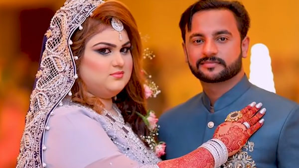 டிரைவிங் கற்று கொடுக்க போன இடத்தில் அடித்த ஜாக்பாட்... கியர் மாத்துற ஸ்டைலுக்காகவே டிரைவரை மணந்த இளம் பெண்!