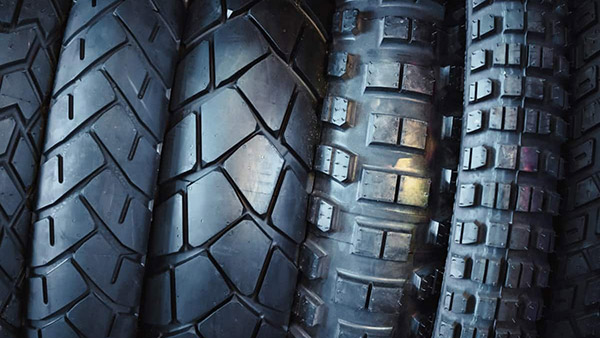 பைக் டயர்கள் காலாவதி ஆகுமா?.. இந்த சந்தேகத்திற்கான பதில் இதோ! பைக் டயர்கள் காலாவதி ஆகுமா?.. இந்த சந்தேகத்திற்கான பதில் இதோ!