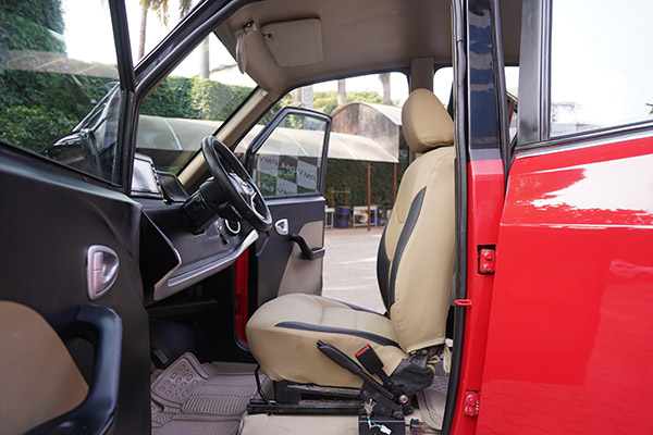 ஒரு கிமீ பயணிக்க வெறும் 75 பைசா மட்டுமே செலவாகும்... விற்பனைக்கு அறிமுகமானது மிக மிக விலை குறைவான எலெக்ட்ரிக் கார்! யாரு வேணாலும் வாங்கலாம்!