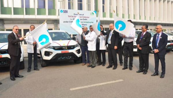 எஸ்பிஐ வங்கிக்கு இப்படி ஒரு தாராள மனசா... நன்கொடையை வாரி வழங்கியிருக்கு... 