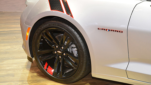 20 இன்ச் அல்லது 18 இன்ச் எந்த அளவு டயர் உங்க காருக்கு பொருத்தமானது... டயரை மாத்துறதுக்கு முன்னாடி இத ஒரு முற பாத்திடுங்க!