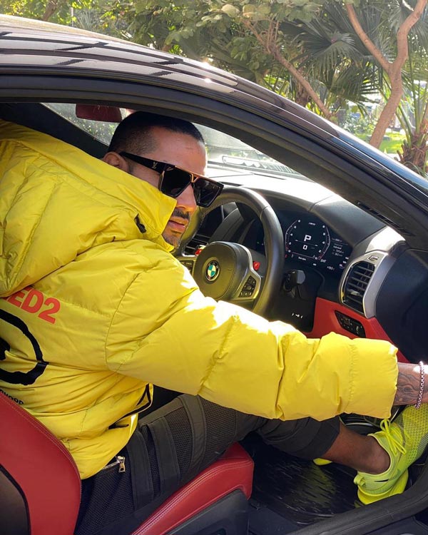 சிக்கர் தவான்