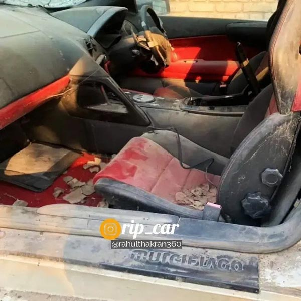 நடிகர் அமிதாப்பச்சனின் லம்போர்கினி கார், தற்போது அலங்கோலமாக!