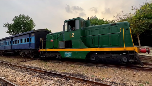 டிக்கெட் கிடையாது... 73 வருடங்களாக இலவசமாக இயங்கும் ரயில்!! 