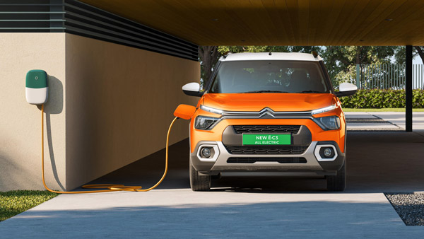 டாடாவை அட்டாக் பண்ணும் விலை குறைவான எலெக்ட்ரிக் கார்! ஒரு முறை சார்ஜ் செய்தால் இவ்ளோ தூரம் போக முடியுமா!