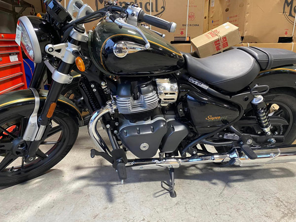 ராயல் என்பீல்டு சூப்பர் மீட்டியோர் 350 ராயல் என்பீல்டு சூப்பர் மீட்டியோர் 350