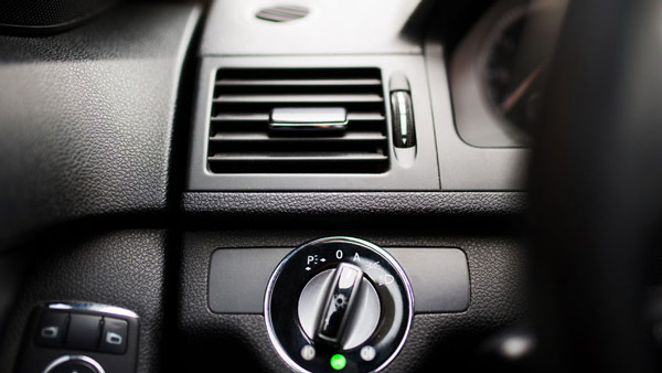 மெக்கானிக்கே தேவையில்லை! இந்த விஷயங்களை மட்டும் கரெக்டா ஃபாலோ பண்ணீங்கன்னா ஏசில பிரச்சனையே வராது!