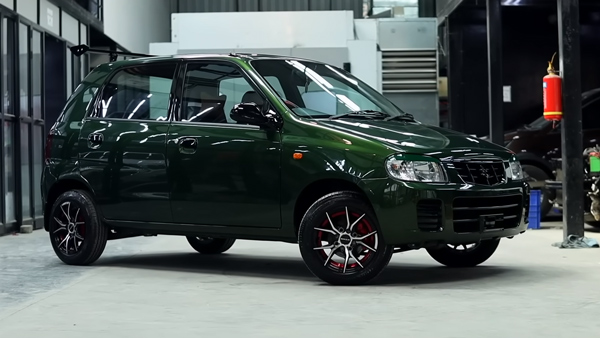 maruti alto in lamborghini verde ermes green