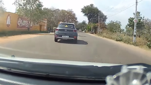 hyundai venue bullock cart Accident