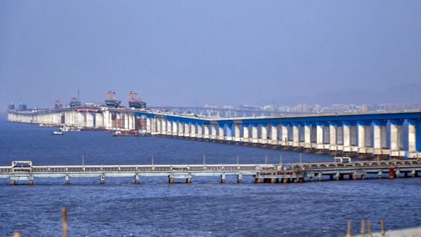 mumbai longest sea bridge almost ready