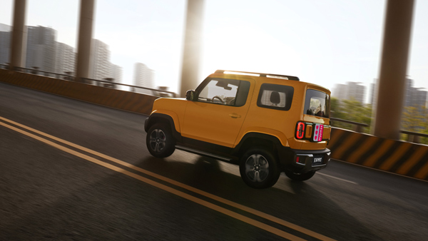 Baojun yep compact suv side view