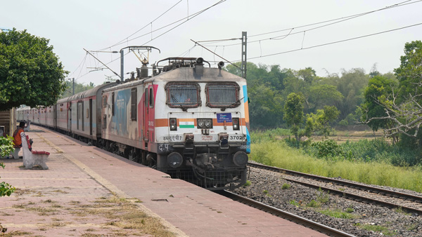 Electronic Interlocking and Point 17A