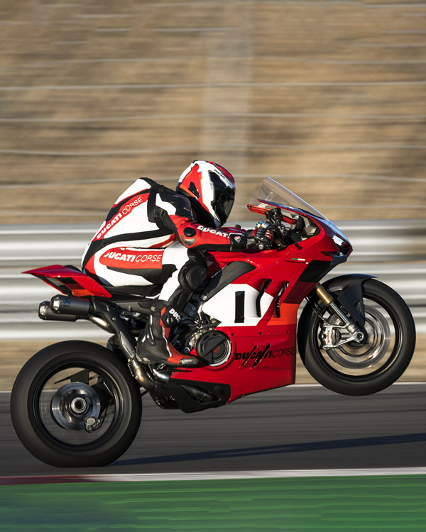 ducati panigale v4 r launched in india