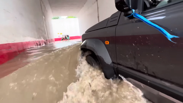 Maruti suzuki jimny running on rain water