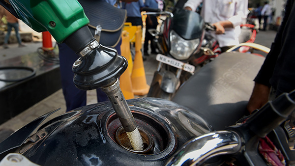 oil companies will reduce petrol & diesel prices