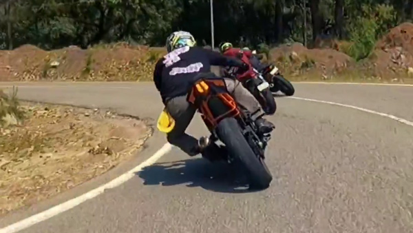 ktm rc390 bike crashed with car