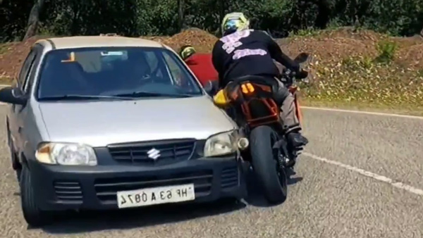 ktm rc390 bike crashed with car