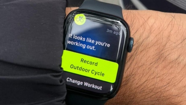 smartwatch confusion in bangalore traffic